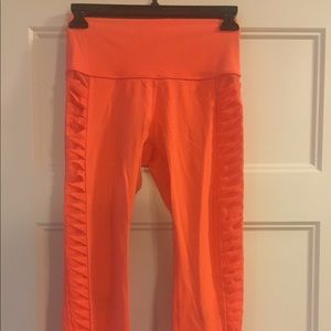 Lululemon cropped leggings